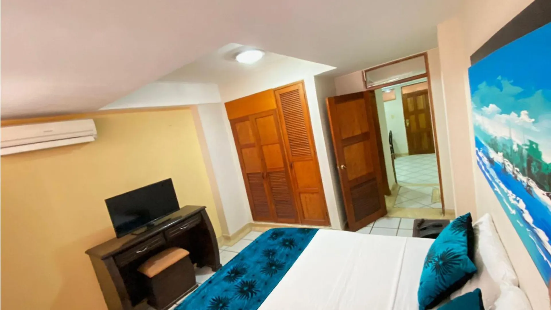 Hotel Sorrento Beach Santa Marta